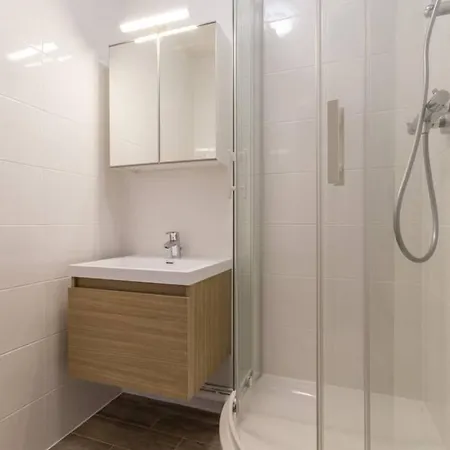 Apartment Renove 2 Pieces - Proche Des Pistes - Balcon Sud - 6 Personnes - La Rosiere - Fr-1-275-150